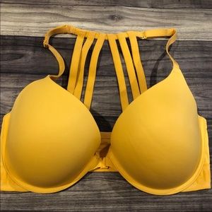 💕Pink VS Wear Everywhere Bra💕